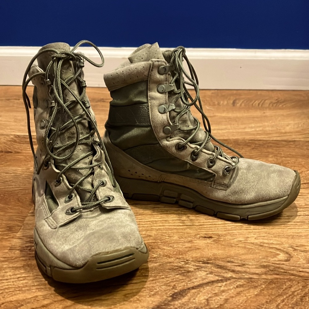 Mens size 6.5 rocky boots 8” c4 trainer sage lace up camo hiking shoes